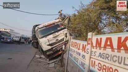 trolley brakes failed and collided with eco vehicle in faridabad