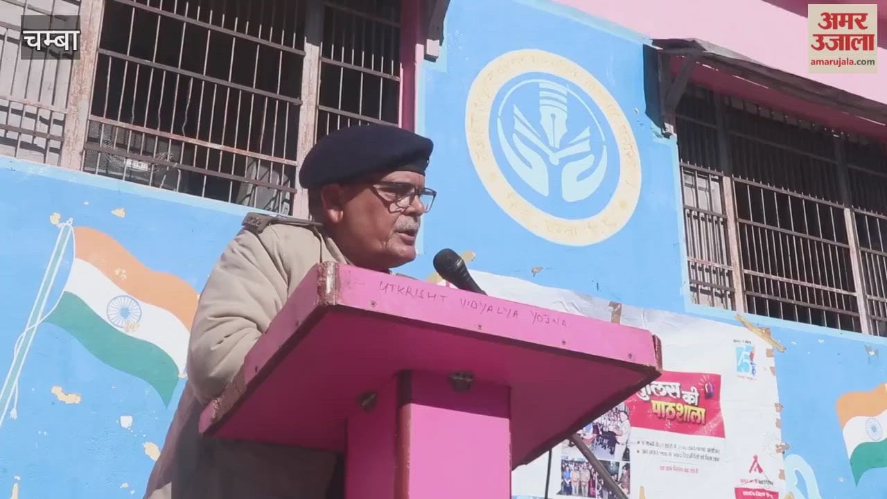 Police Ki Paathshala DSP Dalhousie Mayank Sharma gave children three mantras for success.