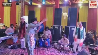 Sankirtan at Shyam Utsav in Sector 45, Chandigarh.