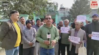 Locals stage strong protest against rising pollution levels in Samba