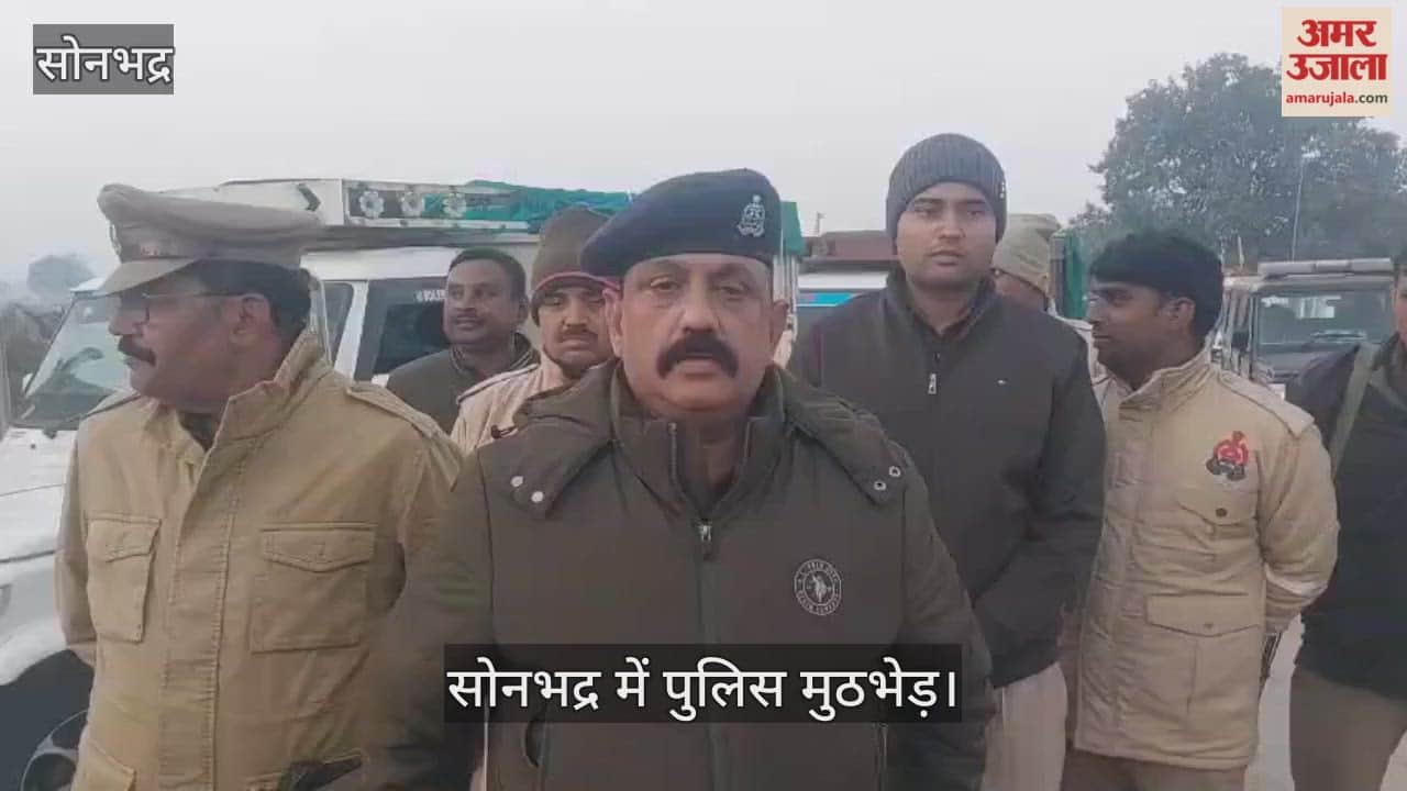 Animal smugglers vehicle hits constable two smugglers injured in police encounter in sonbhadra