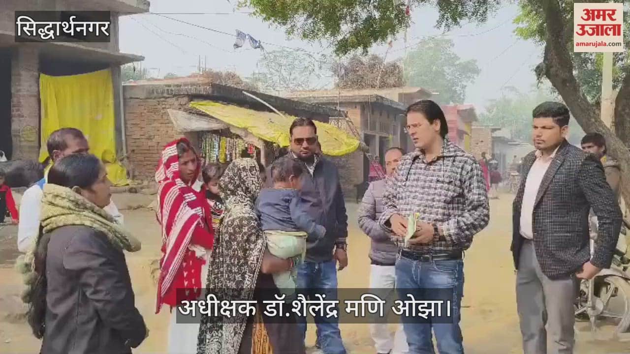 21 children along with ten women were vaccinated in the camp.