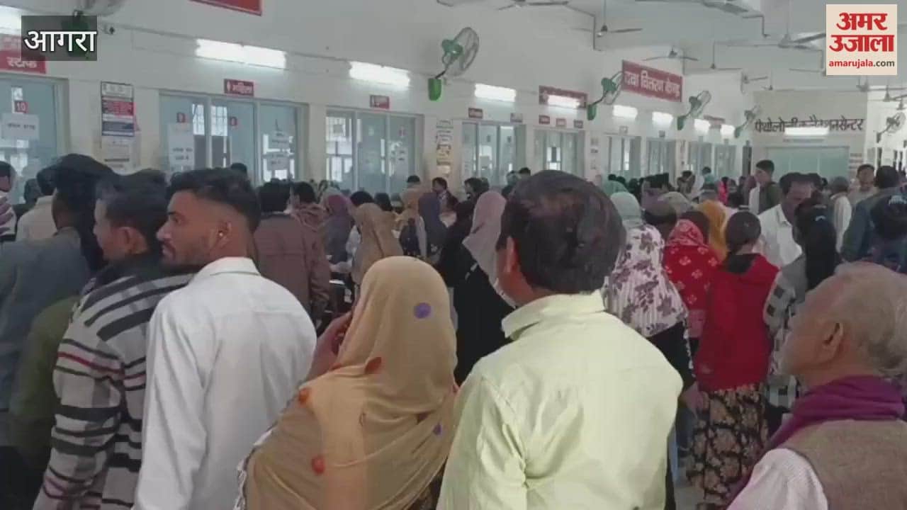 Crowd of patients gathered at SN Medical College