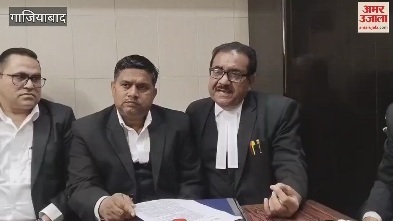 Candidates allege outside voting and deletion of names