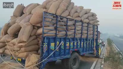 tractor-trolley went out of control after climbing divider, driver death