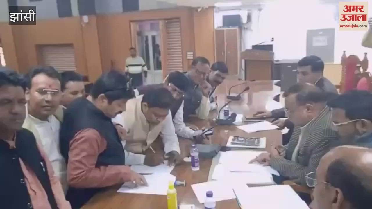 Ashish Tiwari became the Deputy Chairman of Jhansi Municipal Corporation.