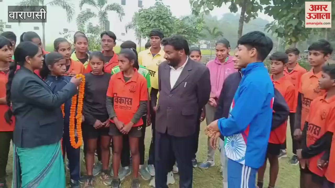 International handball player Naina honored in Varanasi