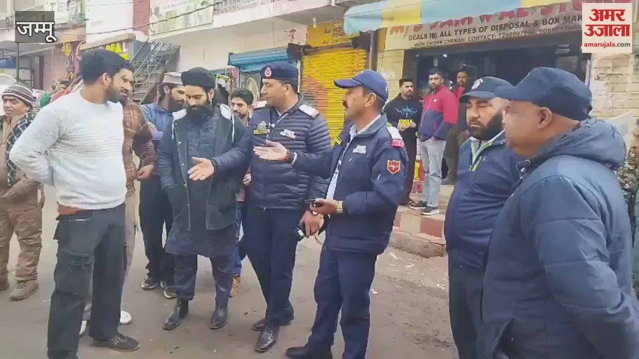 Traffic awareness campaign held in Chenani, people advised to follow the rules.