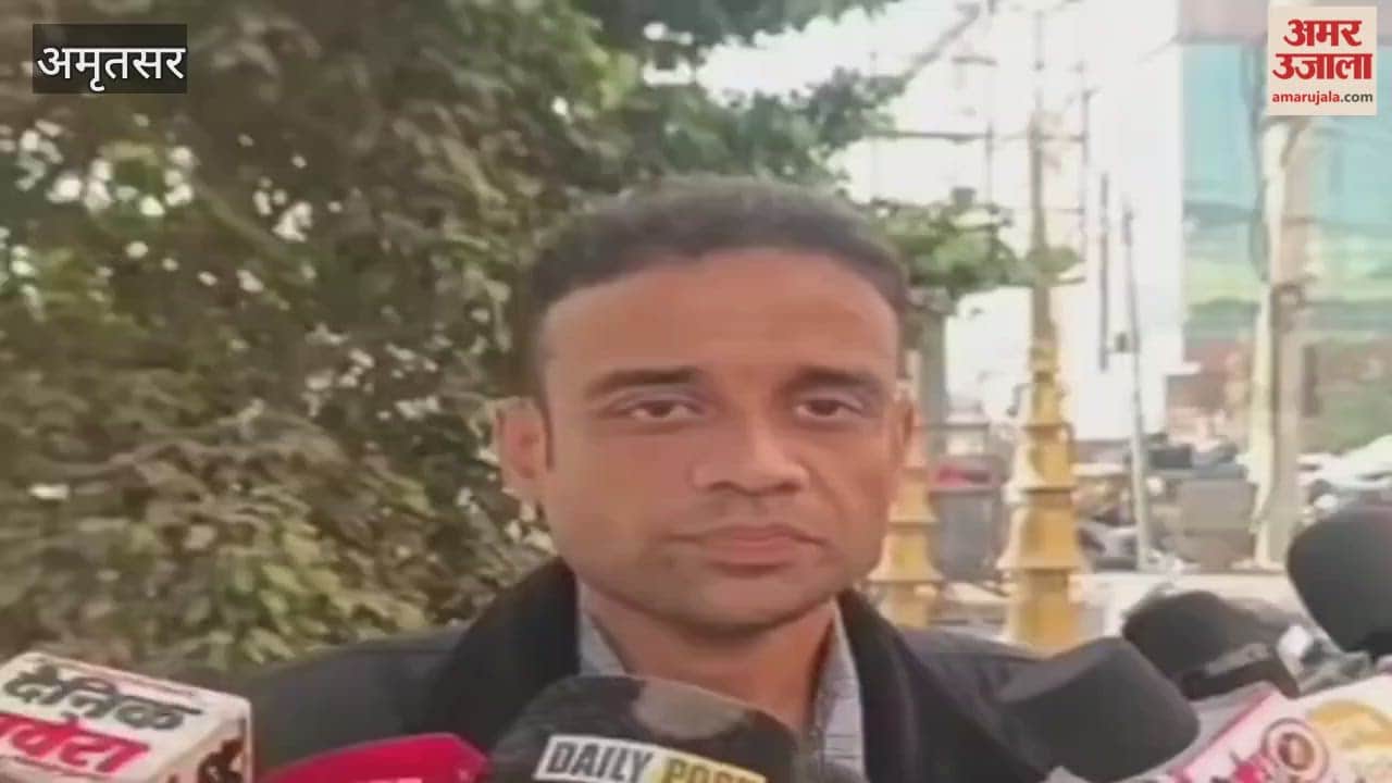 Amritsar Congress district president Mithu Madan targeted Navjot Kaur Sidhu.