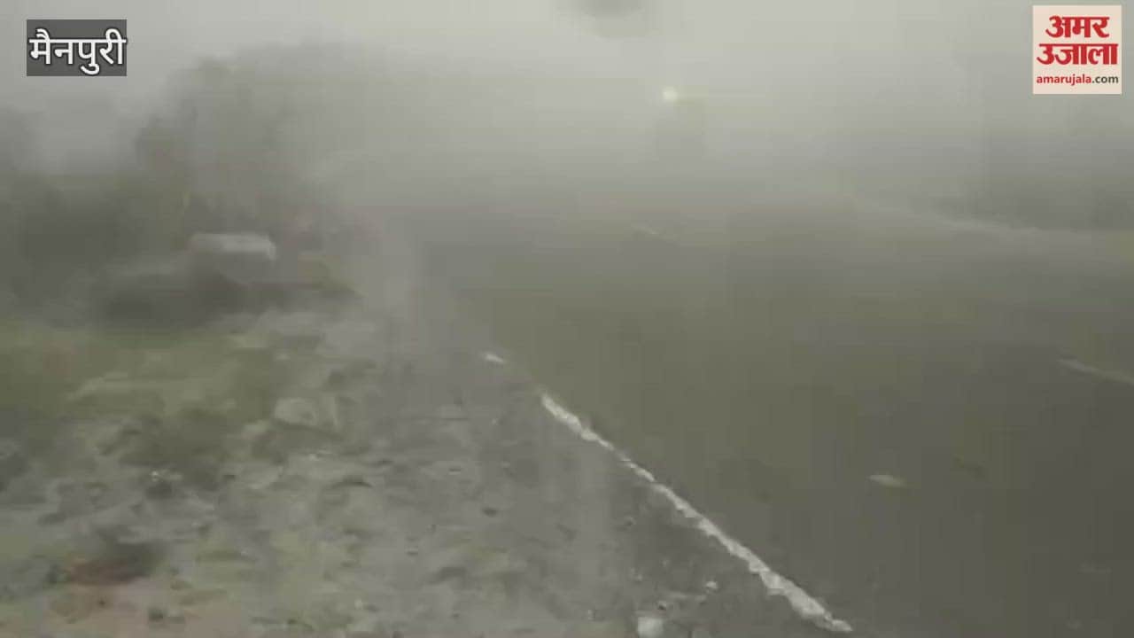 Dense Fog Disrupts Manpuri-Agra Route Vehicles Use Flash and Headlights
