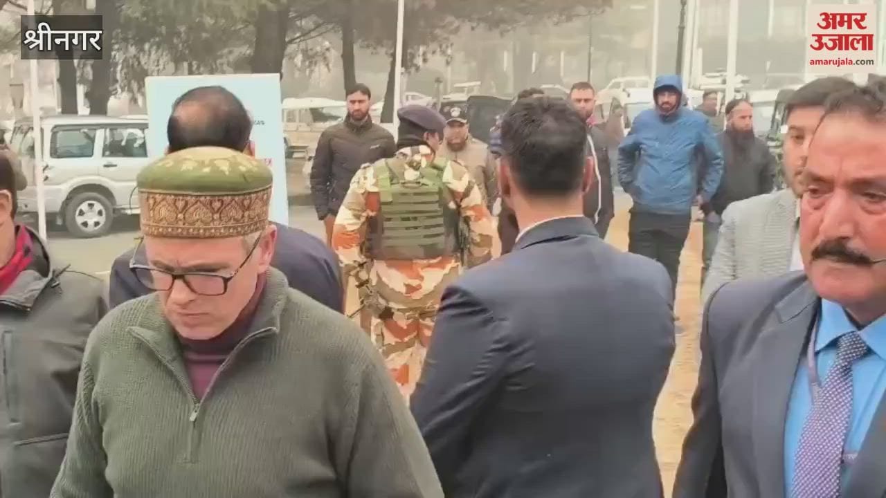Omar Abdullah addressed specific concerns in Srinagar.
