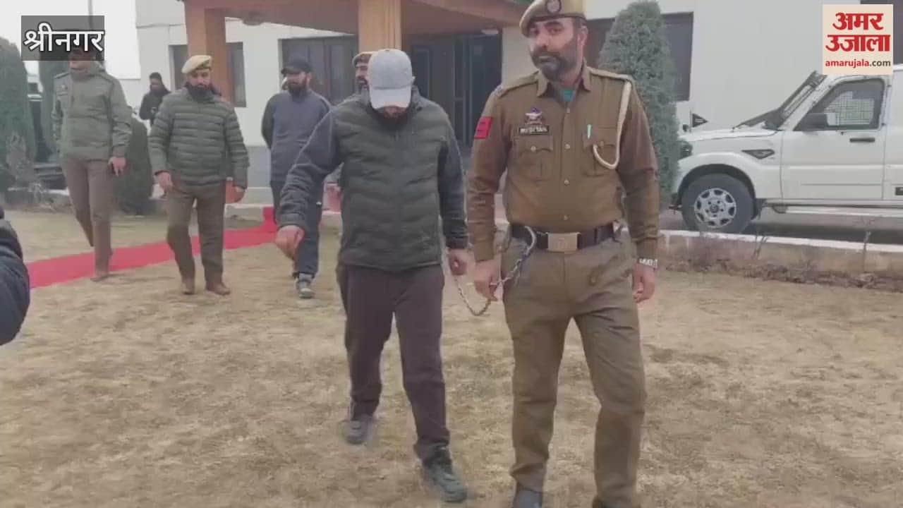 Police take major action in Ganderbal, seize cocaine worth over 10 crore.