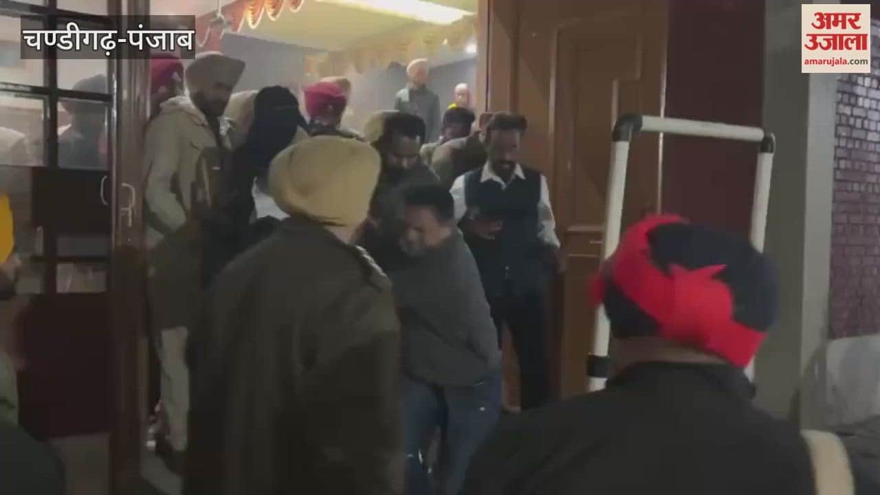 Shiromani Akali Dal stages protest on Delhi-Amritsar highway