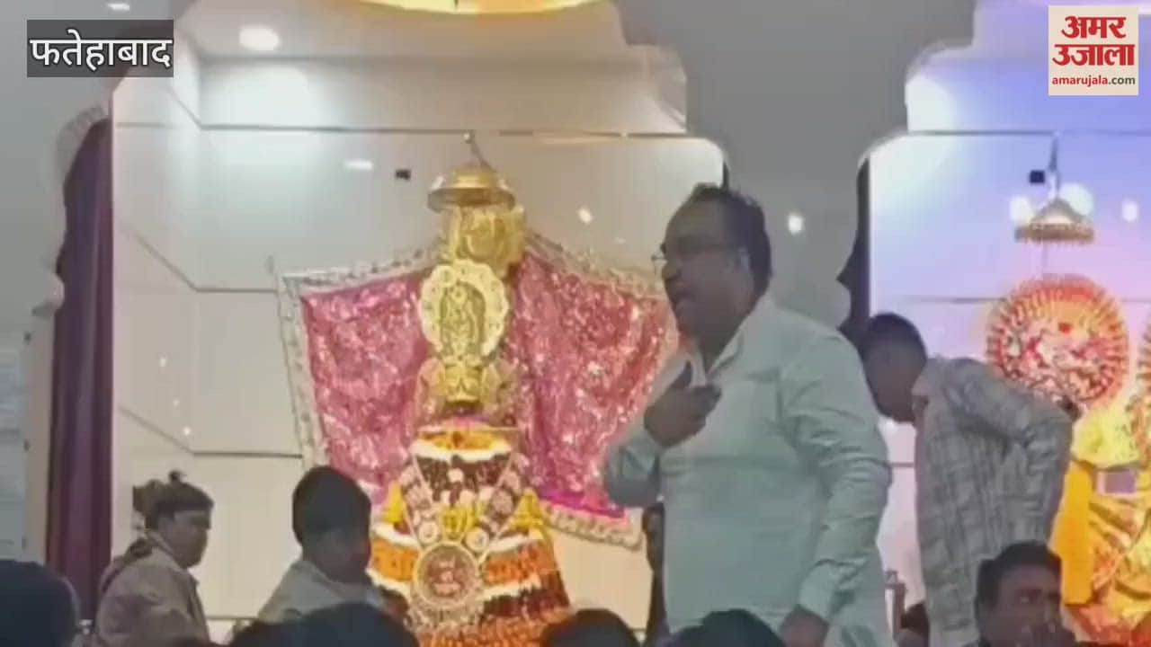 Devotees danced and clapped their hands during a kirtan (religious singing) session in Tohana, Fatehabad.