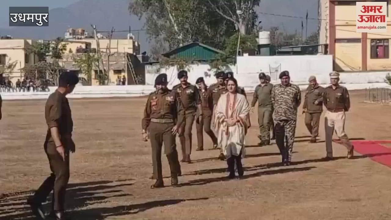 Tributes were paid to police constable Amjad Ali Khan, who was martyred in the Udhampur encounter.