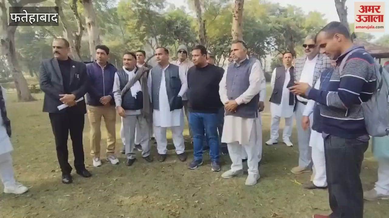 The jeweler who filed a complaint with the ACB against the DSP and his reader in Fatehabad says he is being pressured and that he is being surveilled.