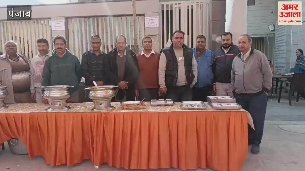 Munish Singla Rocky, head of the business wing of the Vishwa Hindu Sangh in Phagwara, organized a monthly community meal.