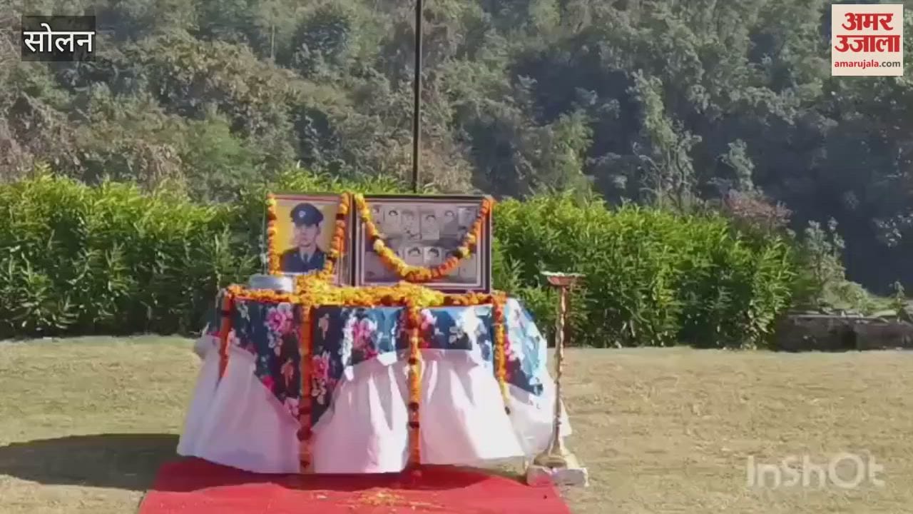 Solan Ex-servicemen celebrated Vijay Diwas in Nalagarh and paid tribute to the martyrs of the 1971 war