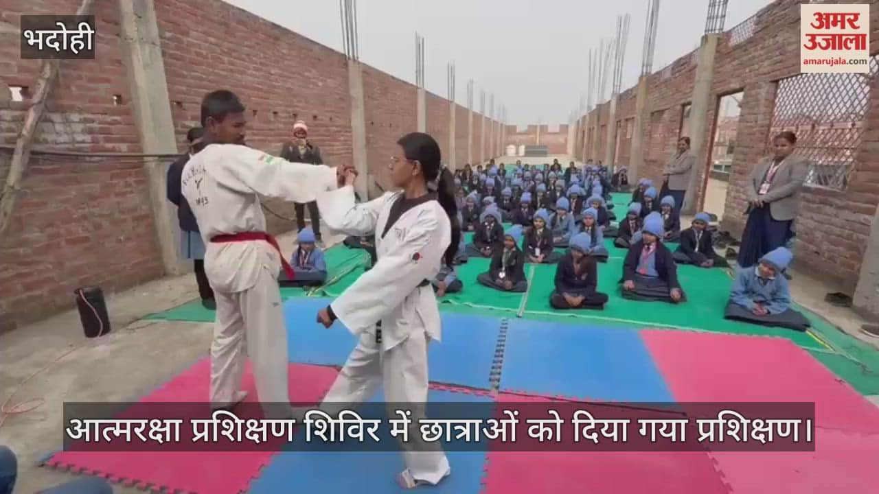 150 female students received training at a self-defense training camp in Bhadohi