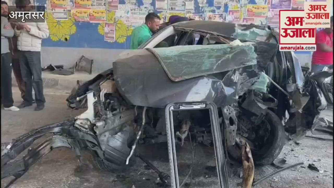 Accident On Majitha Road Bridge Speeding Car Hits Railing Three Killed