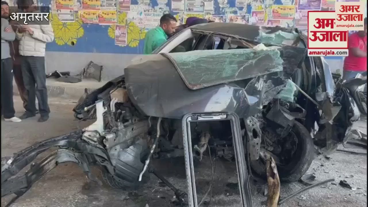 Accident On Majitha Road Bridge Speeding Car Hits Railing Three Killed
