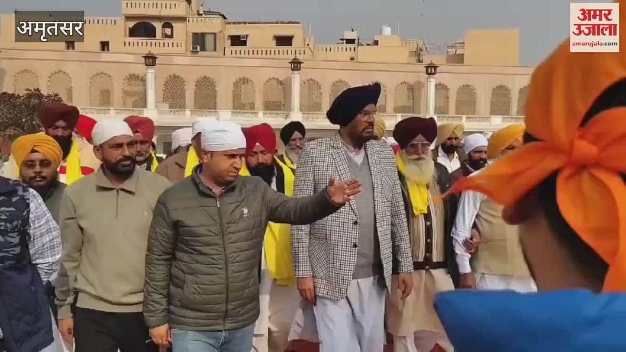 MLA Dhaliwal reached Golden Temple with winning candidates