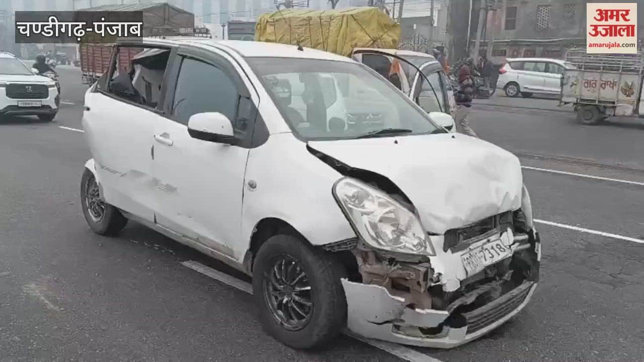 tipper truck collided with car on Phagwara-Jalandhar highway