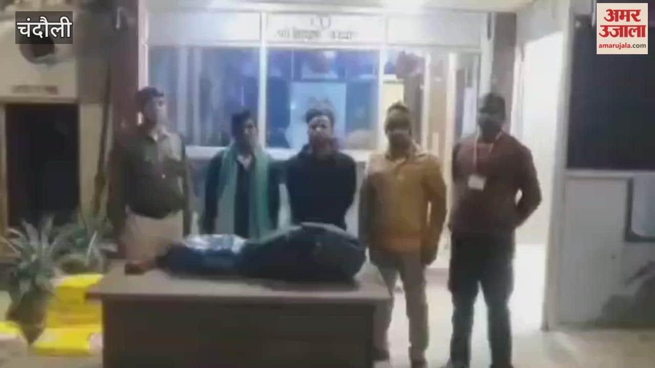 Two interstate smugglers were caught with over 30 liters of liquor