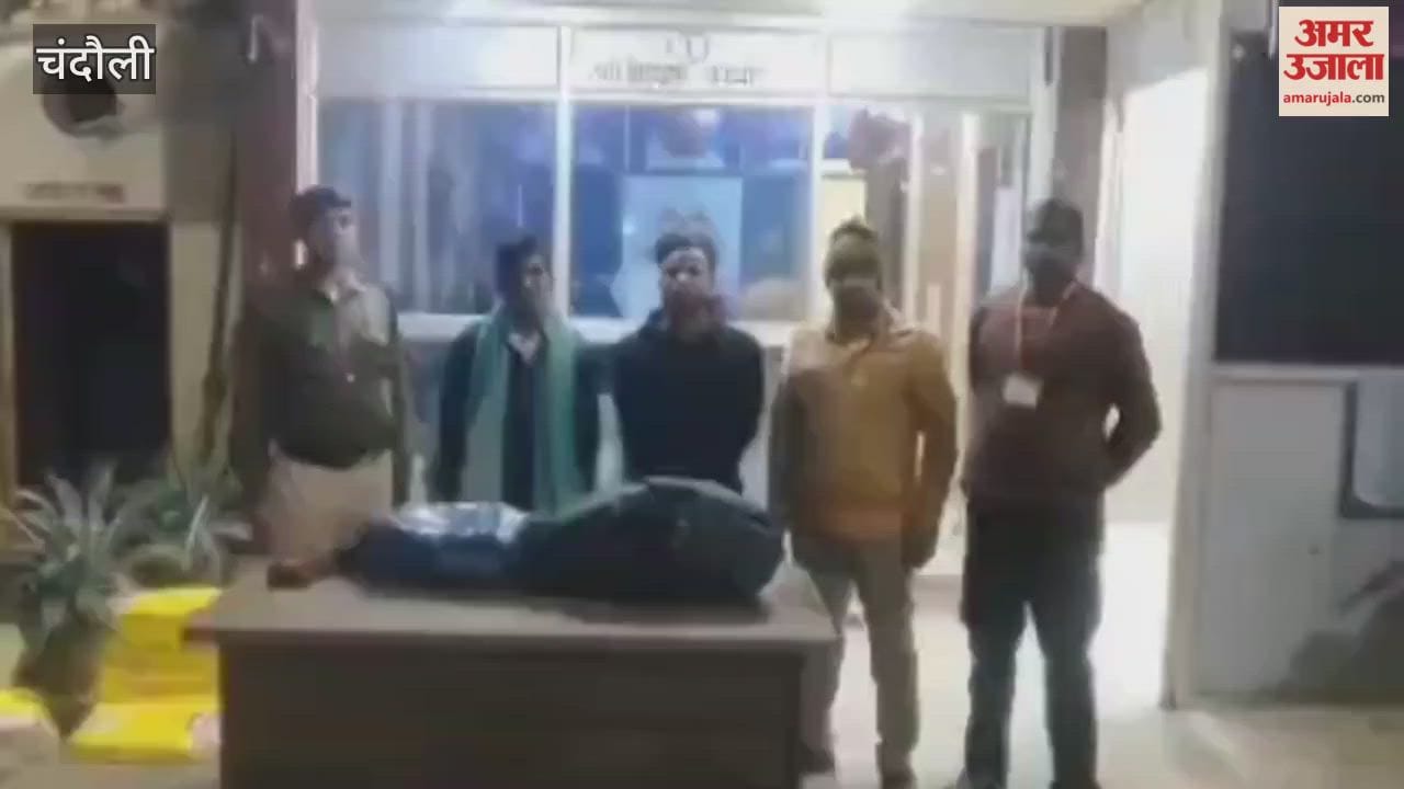 Two interstate smugglers were caught with over 30 liters of liquor