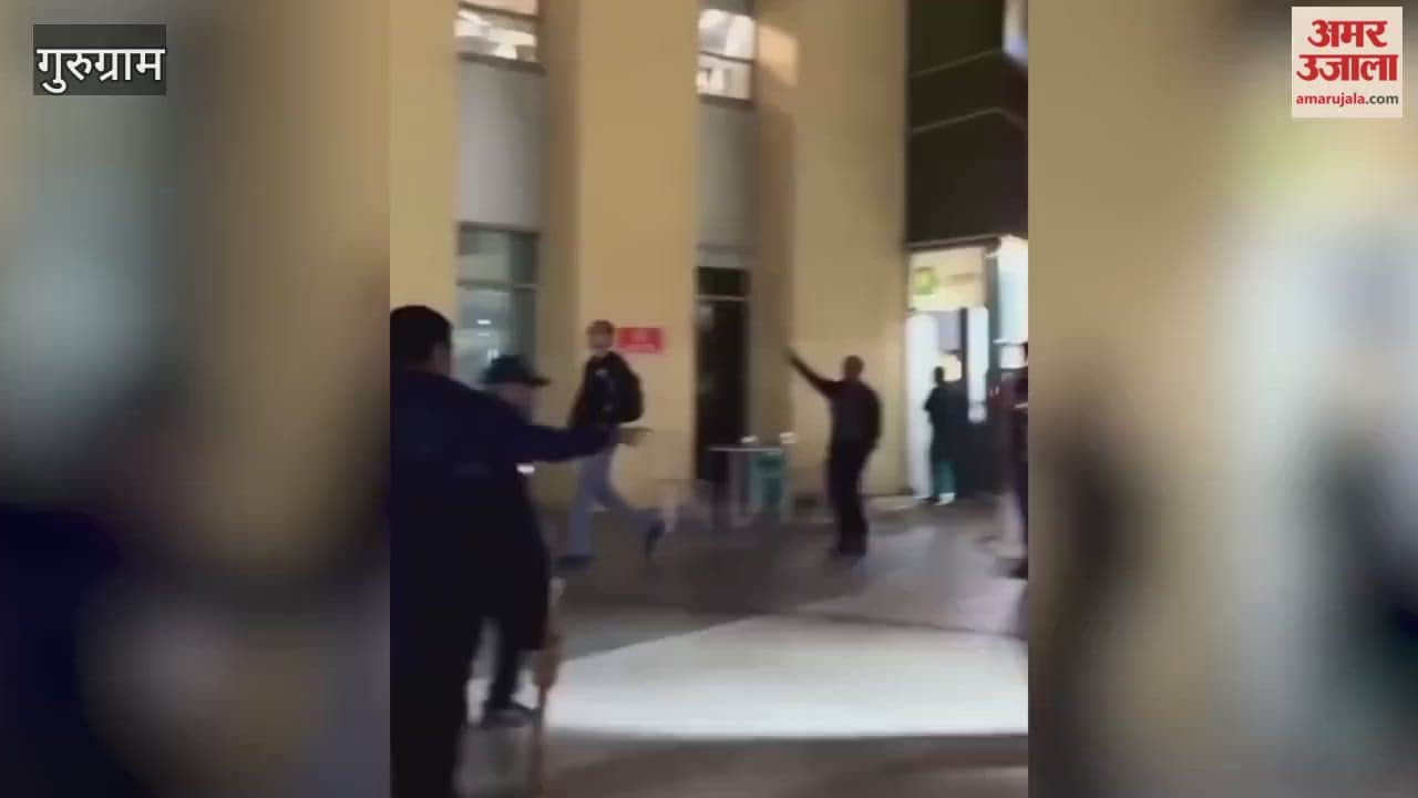 After an argument with the car's occupant, security guards damaged the Mercedes car