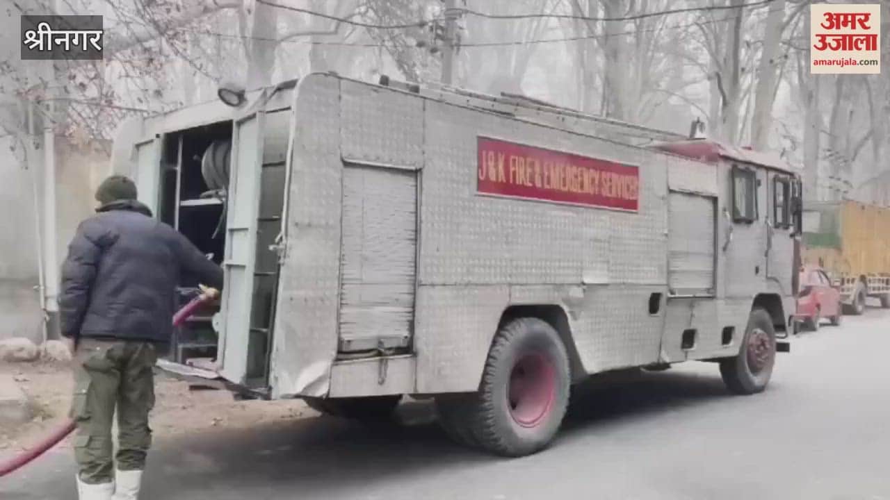 A transformer caught fire in Wanipora Saloora area of Ganderbal district
