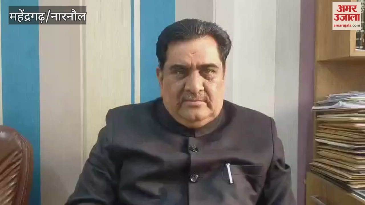 Narnaul: Supporters arrive on the first death anniversary of Om Prakash Chautala: Jasbir Dhillon