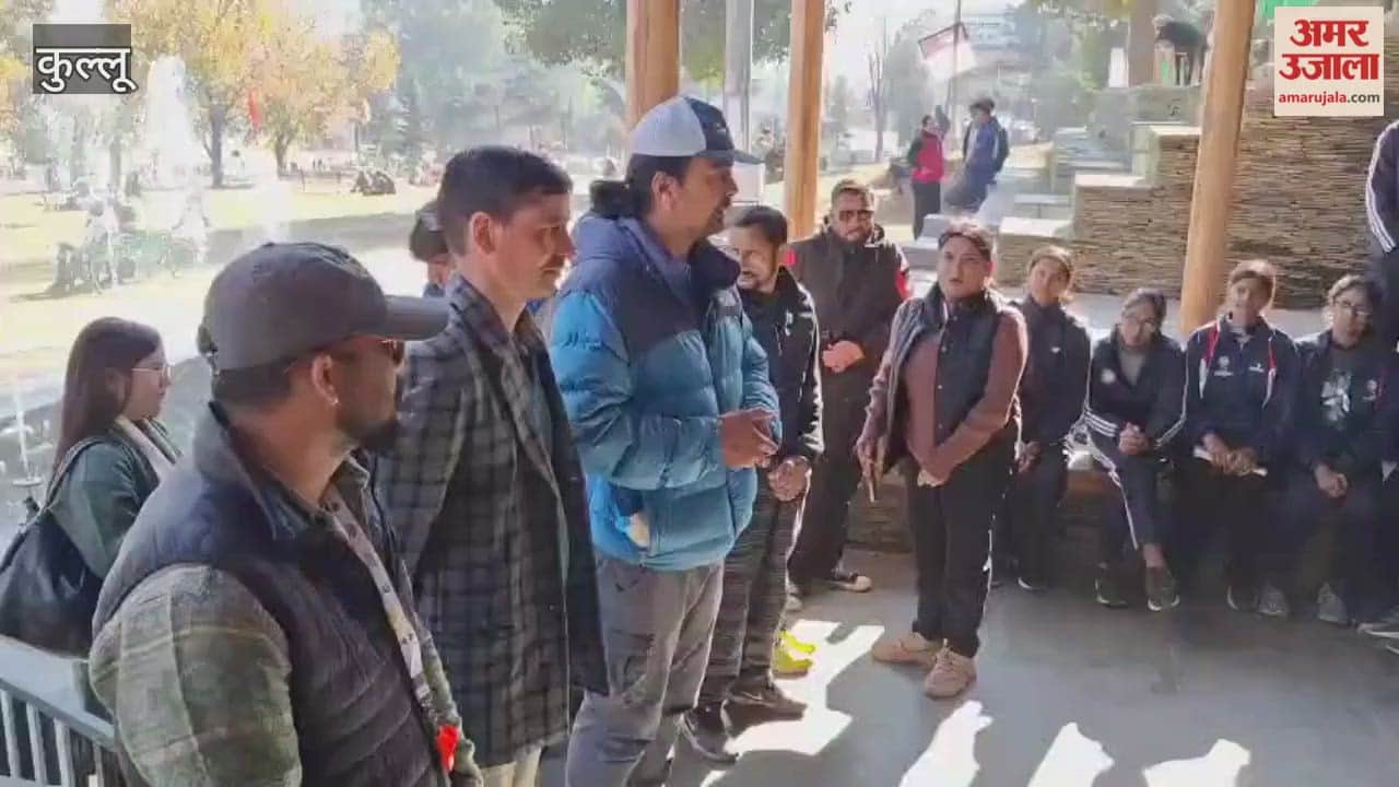 Kullu NSS volunteers undergoing disaster management training learned about the local culture of the region