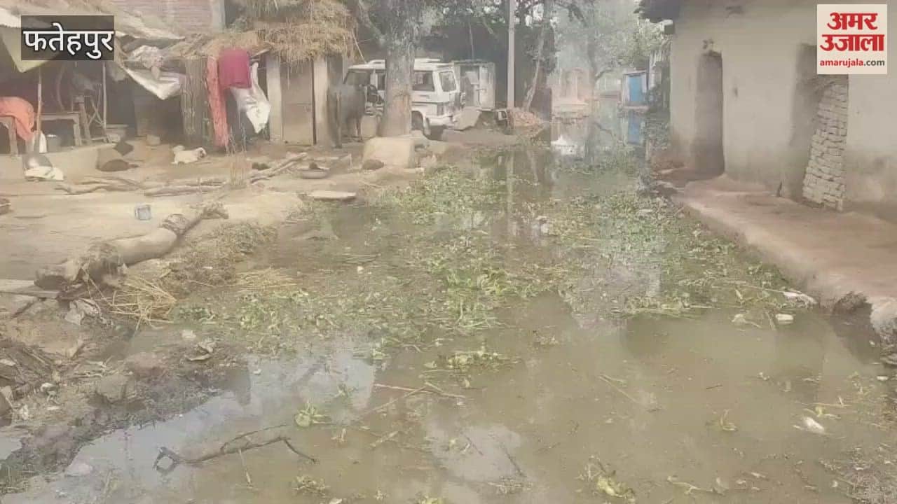 Fatehpur: Muttaur minor canal of Lower Ganga Canal breached