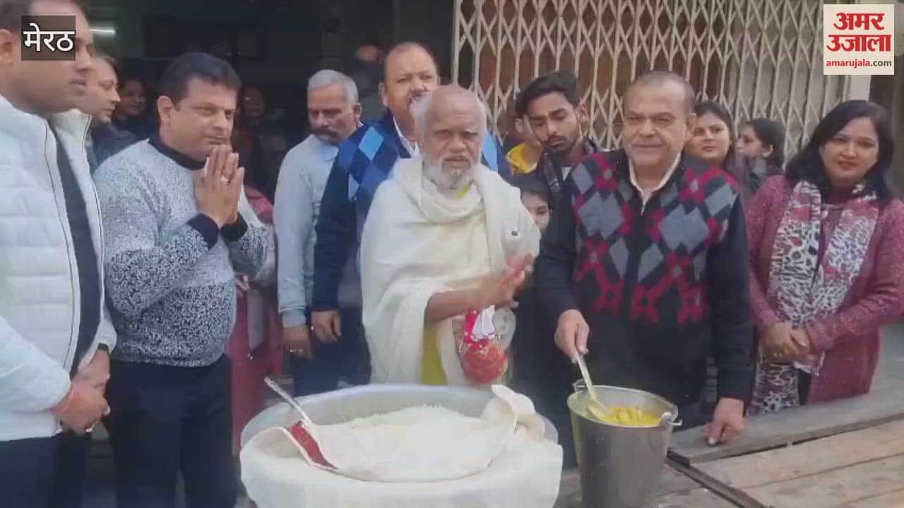 Gachhadipati Acharya Bhagwan Shrutabhaskar Dharmadhurendra Maharaj's command of the curry-rice Bhandara