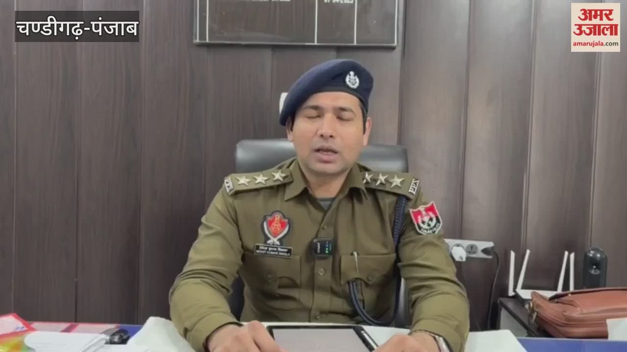 Punjabi singer Amar Noorie received threats