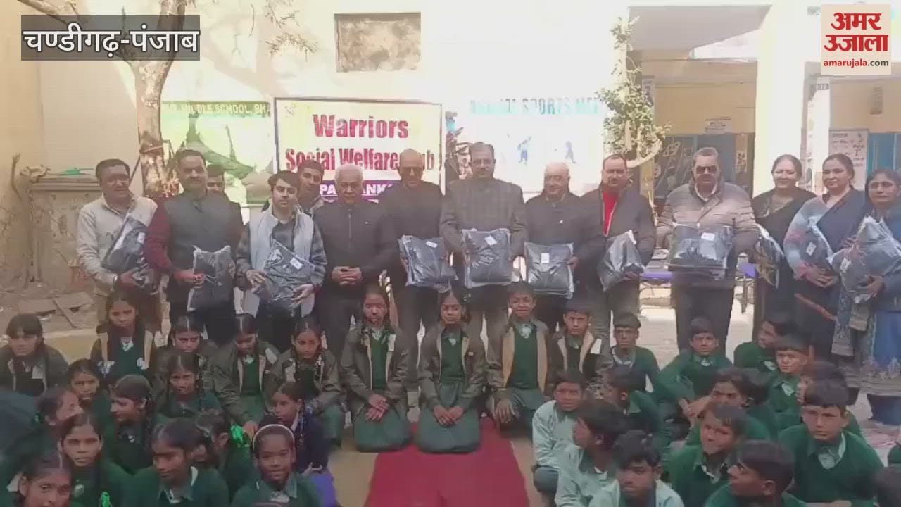Warriors Social Welfare Club distributed jackets to 90 students