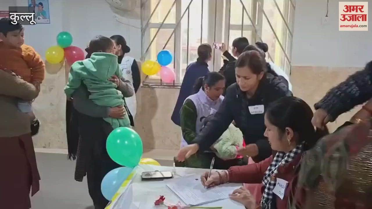 Children in Kullu were given polio drops