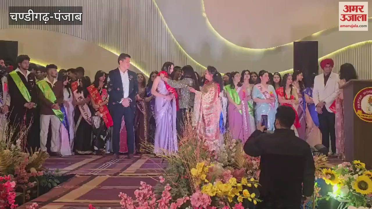 Dhairya Kundal and Himani Mahajan named Students of the Year