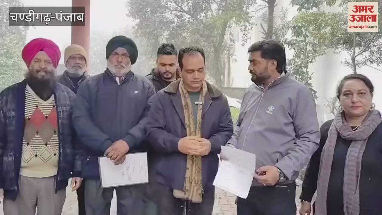 Daljit Singh Raju Darvesh Pind extended his best wishes to newly elected block committee members