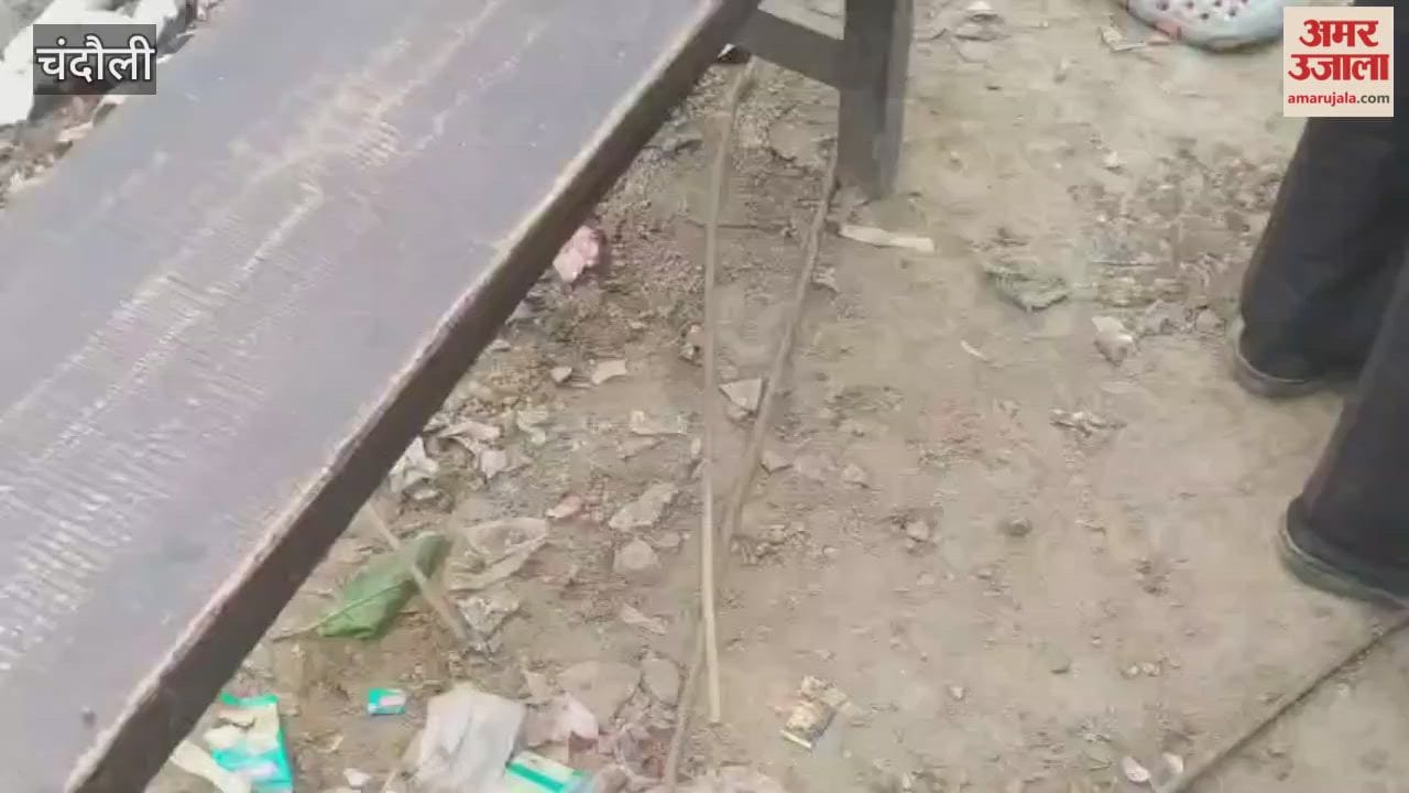 Cut rebar scattered everywhere on road in drains in soil, chandauli