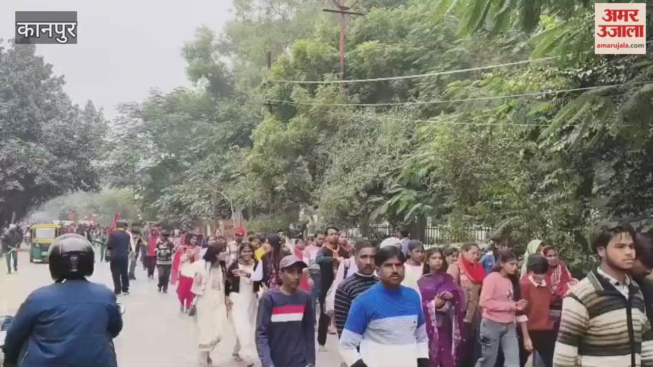 Kanpur: Sai Palki procession sets off with chanting and dancing