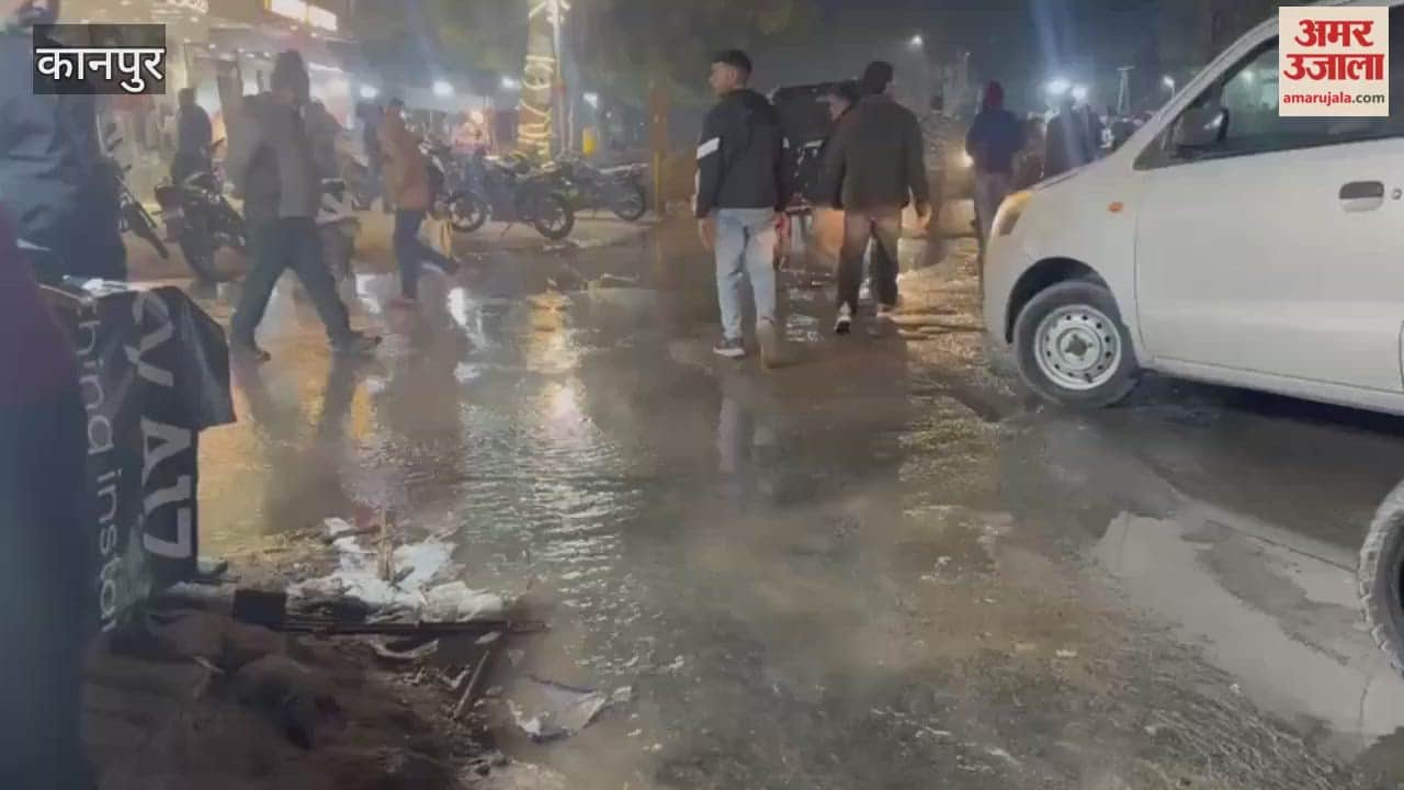 Bulldozer operator's negligence causes pipeline to burst, 500 meters of road flooded