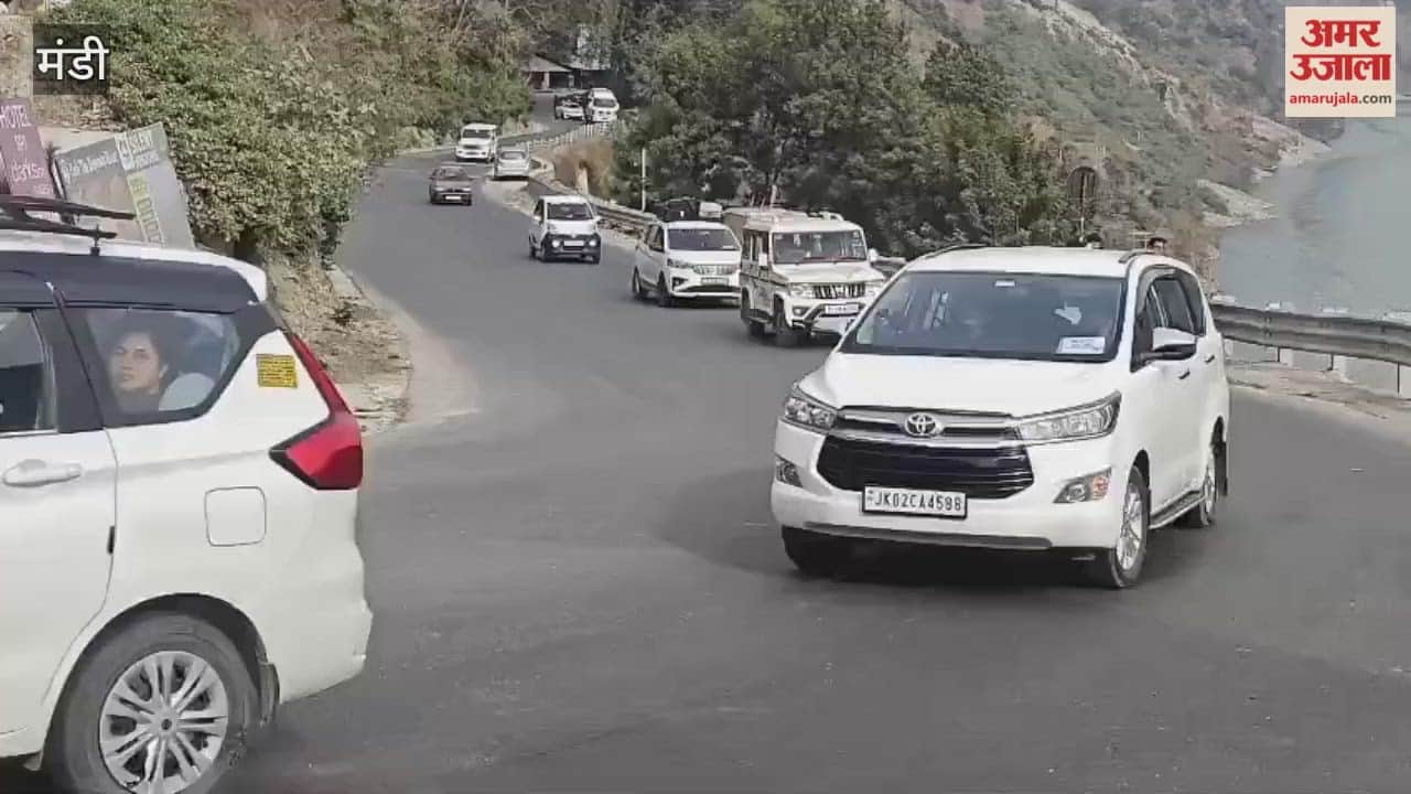 Mandi Due to pollution in Delhi atmosphere tourists have turned to Himachal Pradesh