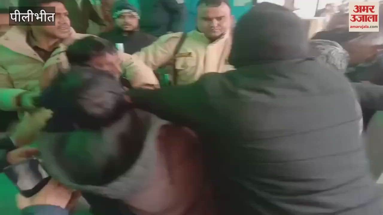 fight broke out between lawyers and people at the Puranpur tehsil in Pilibhit