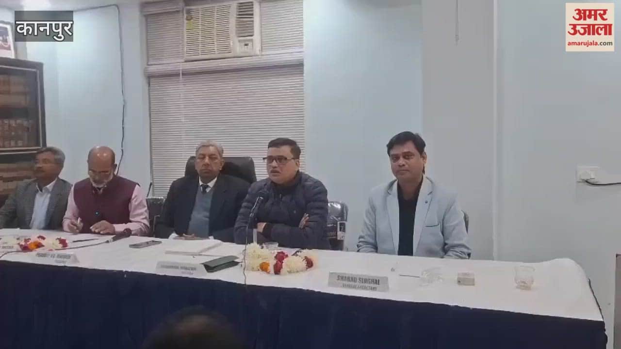 Speakers at the seminar said that no tax should be levied on delayed payments to small and micro-enterprises