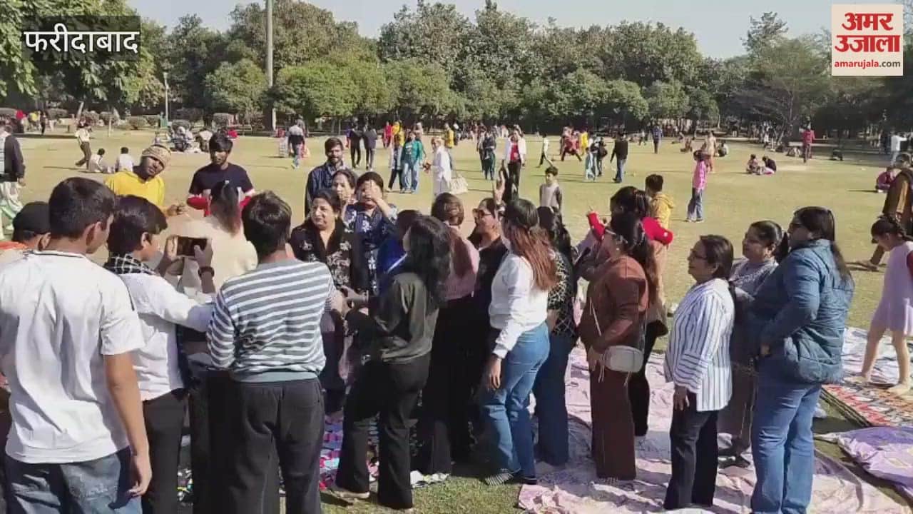 sun shone brightly at Town Park in Faridabad on Christmas