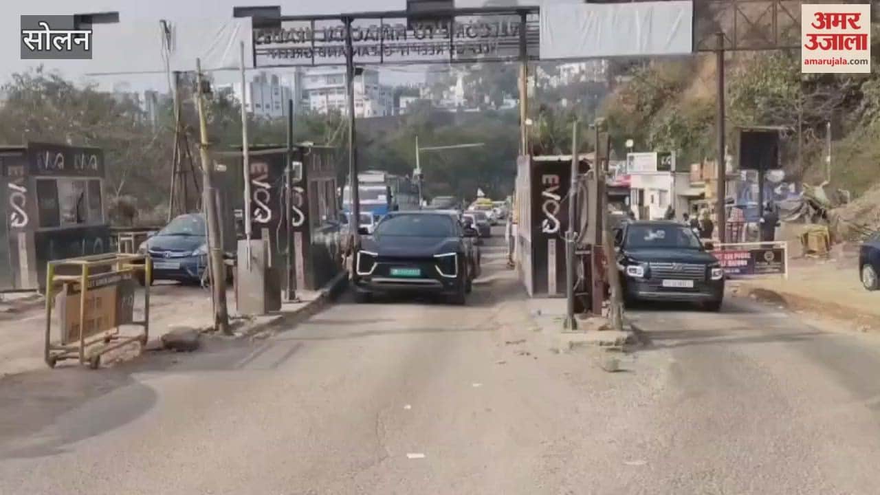 Solan Traffic increased on the roads ahead of Christmas Eve