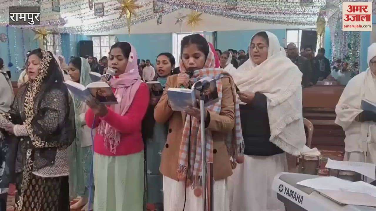 क्रिसमस पर गिरजाघरों में प्रार्थना, केक काटकर मनाया गया प्रभु यीशु का जन्मदिन