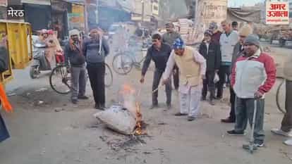 Bangladesh PM's effigy burnt, anger expressed over atrocities against Hindus